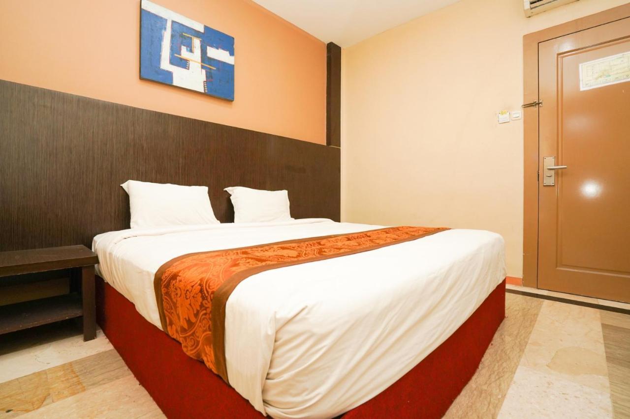 Avi Hotel Surabaja Exteriér fotografie