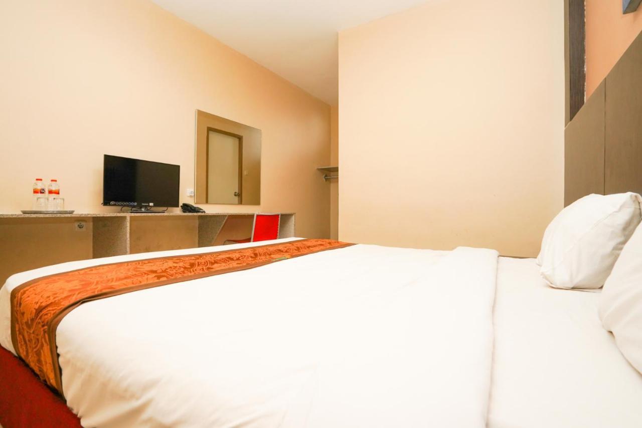 Avi Hotel Surabaja Exteriér fotografie